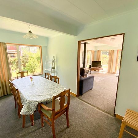 Coastal Charm In Patons Rock Villa Rangihaeata Luaran gambar