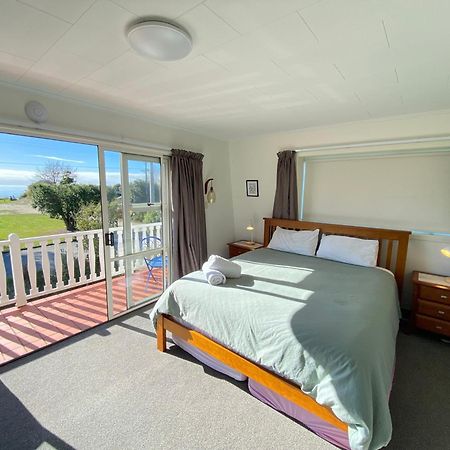 Coastal Charm In Patons Rock Villa Rangihaeata Luaran gambar